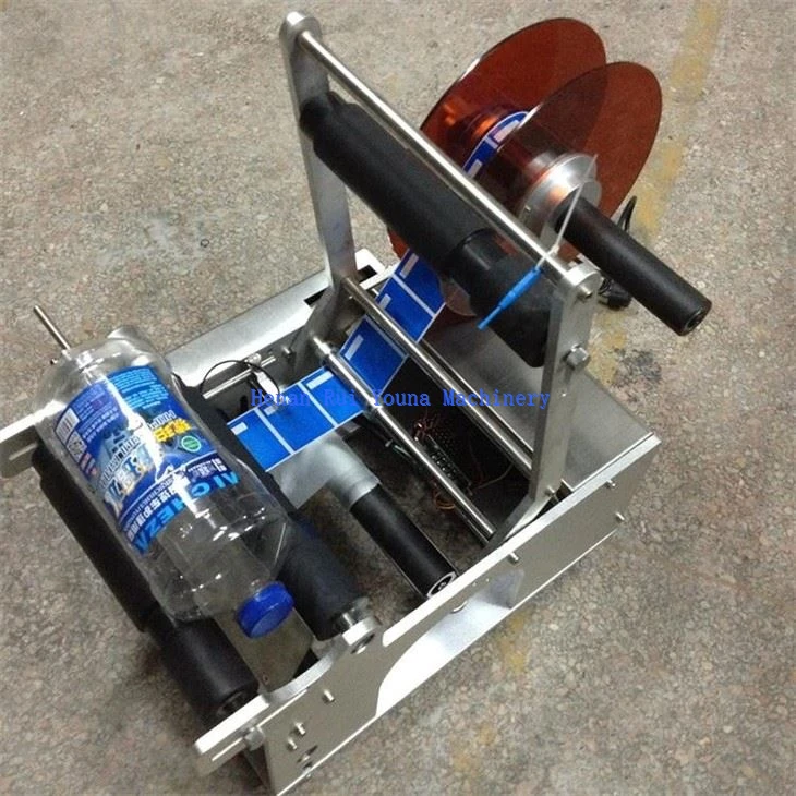 Manual Wine Bottle Labeling Machine